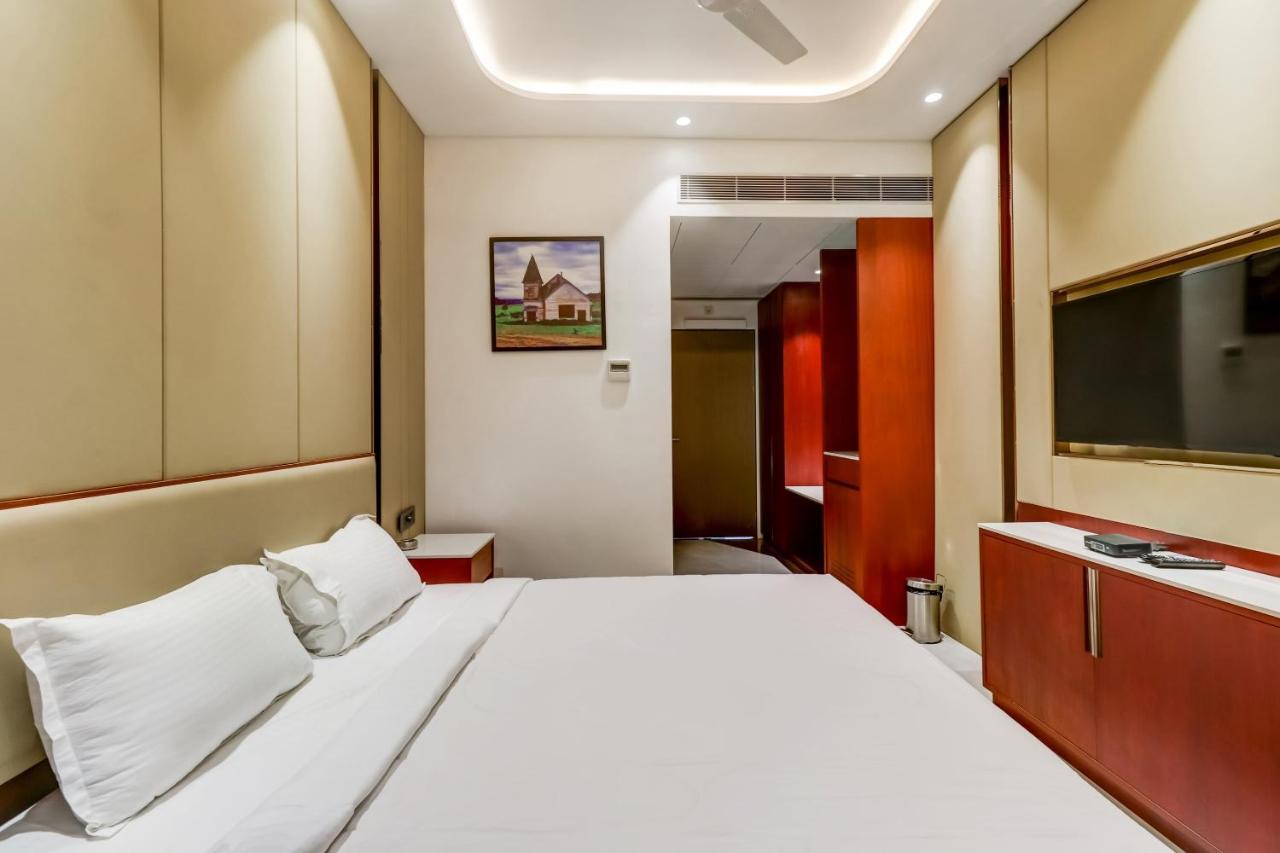 Hotel Oyo Townhouse 785 Sree Vinayaka Grand Anantapur Exterior foto